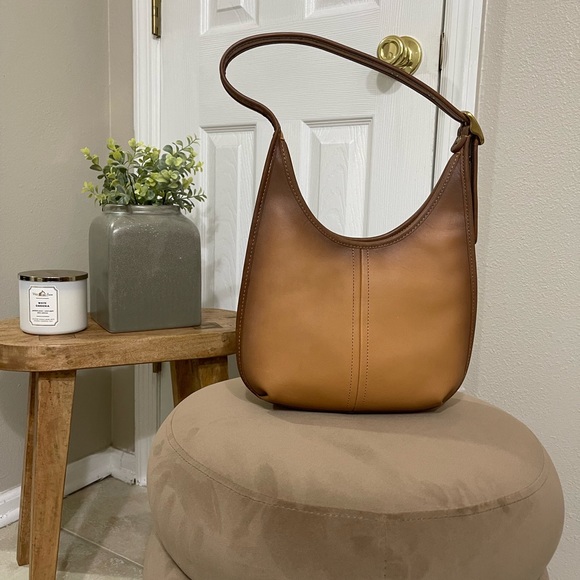 Coach Ergo Shoulder Bag - Picture 3 of 15